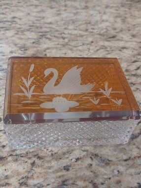 Etched Swan Glass Trinket Box - Amber Lid